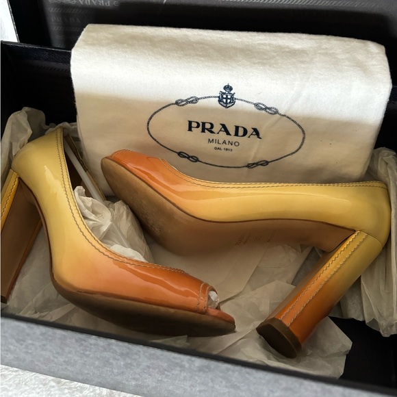 Prada Women’s pumps. Size 36 but fits size 6-6.5. - Picture 1 of 7